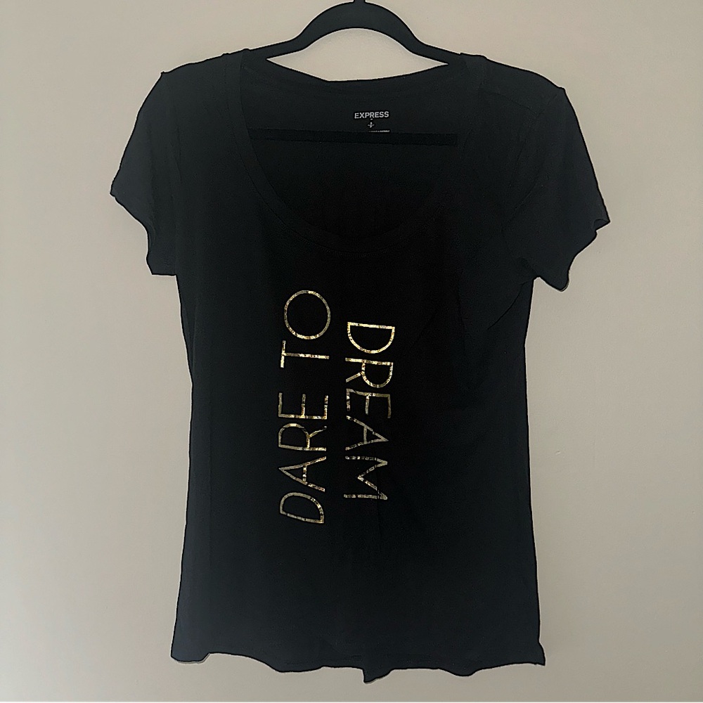 Express black graphic tee size S
